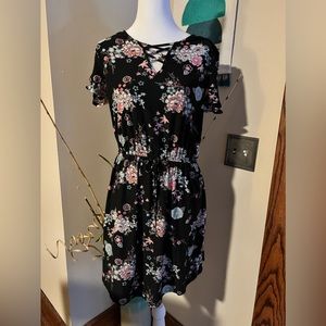 No Boundaries Short Sleeve Dress XL
